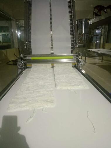 河粉机的工作原理及设备的保养